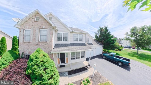 534 CARMA DR, Shippensburg, PA 17257