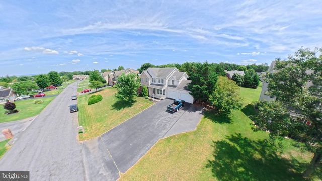 534 CARMA DR, Shippensburg, PA 17257