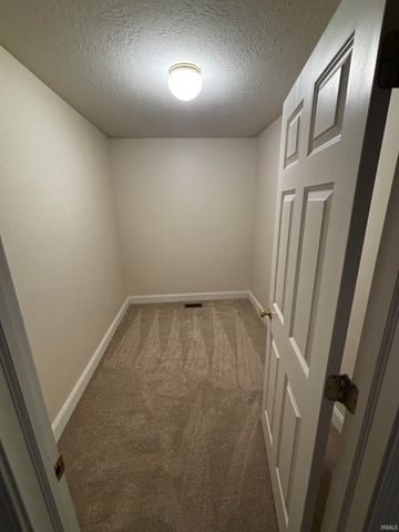 6658 W Mulberry Jefferson Road, Frankfort, IN 46041