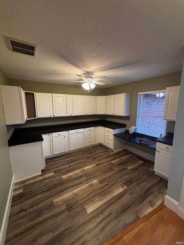 6658 W Mulberry Jefferson Road, Frankfort, IN 46041