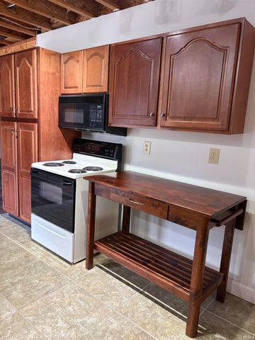 6658 W Mulberry Jefferson Road, Frankfort, IN 46041