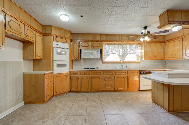 1651 Bear Road, Levelland, TX 79336