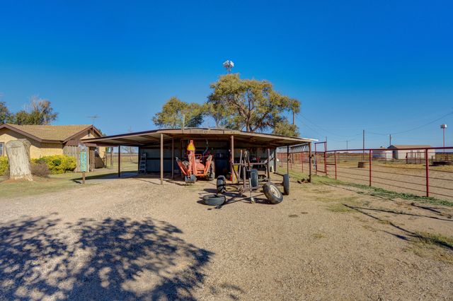 1651 Bear Road, Levelland, TX 79336