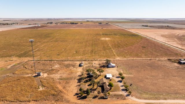 1651 Bear Road, Levelland, TX 79336