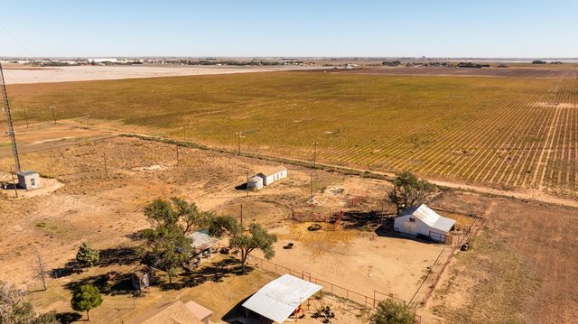 1651 Bear Road, Levelland, TX 79336