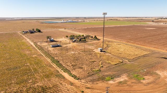 1651 Bear Road, Levelland, TX 79336