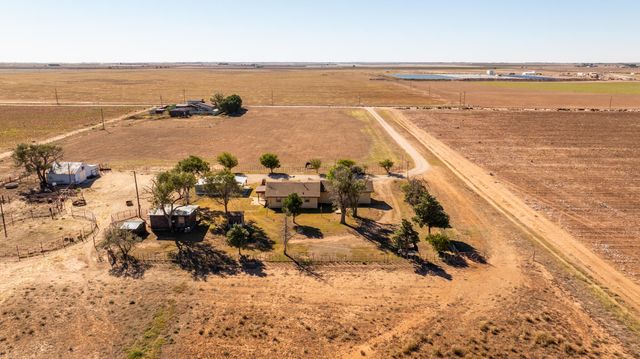 1651 Bear Road, Levelland, TX 79336