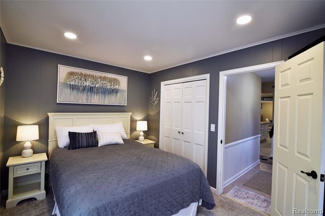 9693 Burning Tree Drive, Grand Blanc, MI 48439