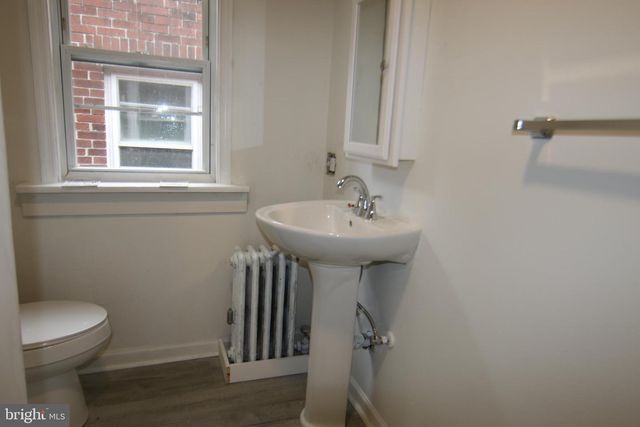 1804 HOLLY ST, Harrisburg, PA 17104