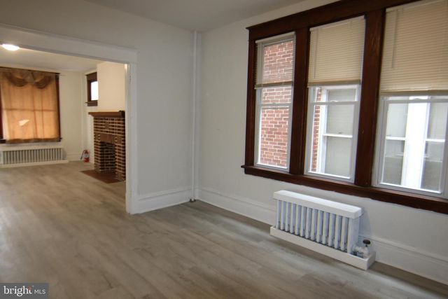 1804 HOLLY ST, Harrisburg, PA 17104