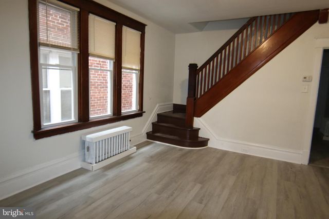 1804 HOLLY ST, Harrisburg, PA 17104