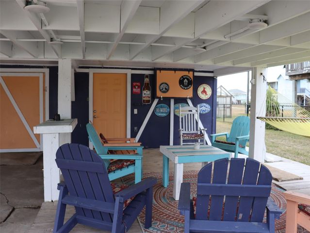 4214 Reeves Drive, Galveston, TX 77554