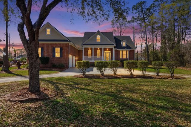 8623 Mcchune Court, North Charleston, SC 29420