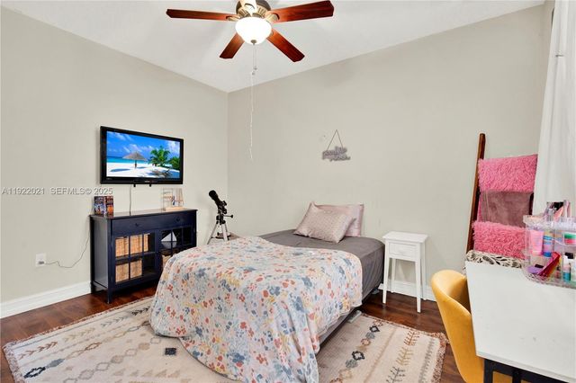 1121 SW 147th Ter, Pembroke Pines, FL 33027