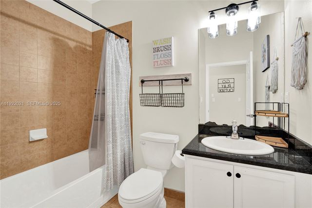 1121 SW 147th Ter, Pembroke Pines, FL 33027