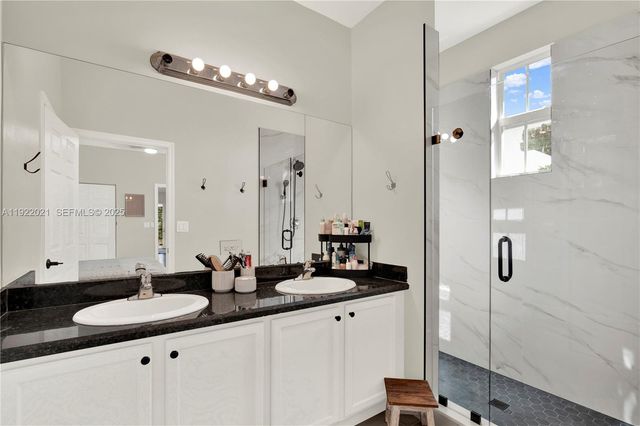 1121 SW 147th Ter, Pembroke Pines, FL 33027