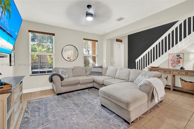 1121 SW 147th Ter, Pembroke Pines, FL 33027