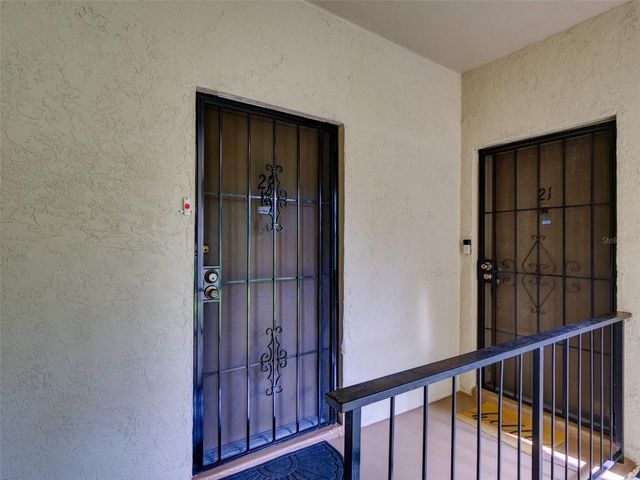 3242 S SEMORAN BOULEVARD 22, Orlando, FL 32822