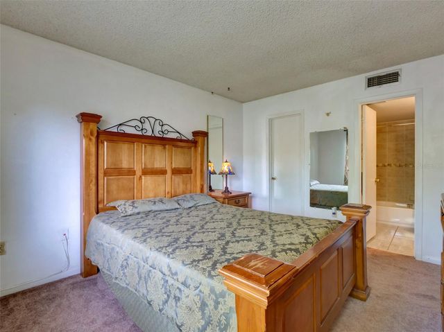 3242 S SEMORAN BOULEVARD 22, Orlando, FL 32822