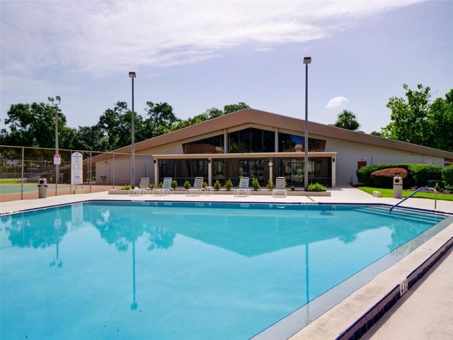 3242 S SEMORAN BOULEVARD 22, Orlando, FL 32822