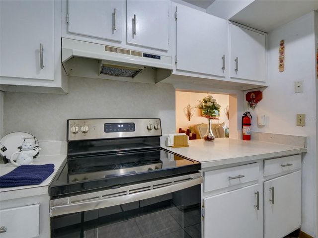 3242 S SEMORAN BOULEVARD 22, Orlando, FL 32822