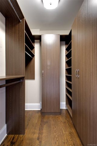 54-16 252nd Street, Little Neck, NY 11362