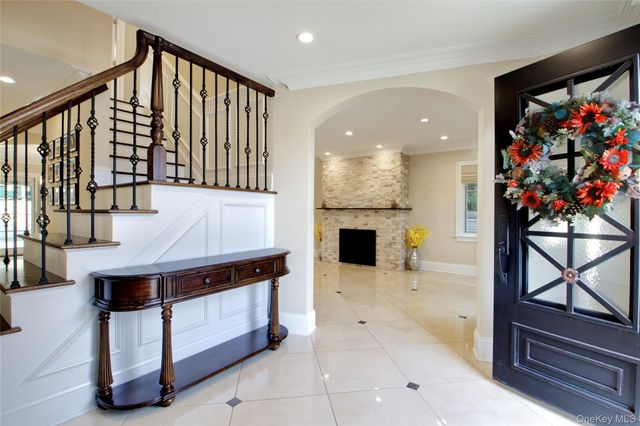 54-16 252nd Street, Little Neck, NY 11362