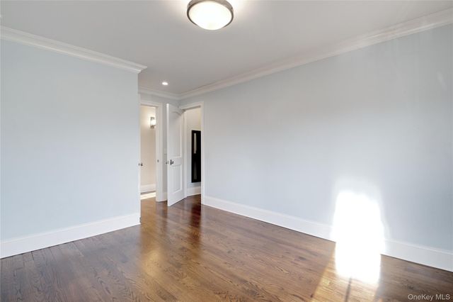 54-16 252nd Street, Little Neck, NY 11362