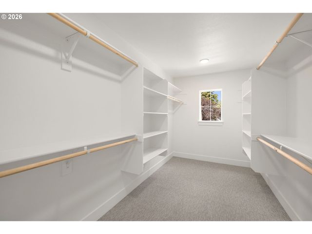 136 Randall St, Oregon City, OR 97045