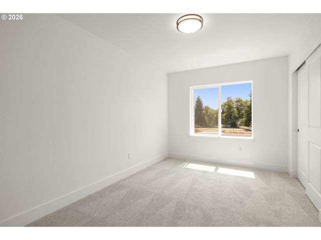 136 Randall St, Oregon City, OR 97045