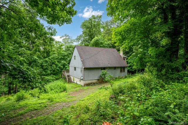 14 W Main Street, Goldens Bridge, NY 10526