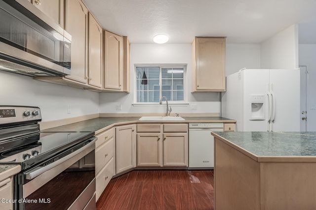 3683 E Mullan Ave., Post Falls, ID 83854