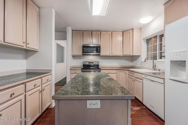 3683 E Mullan Ave., Post Falls, ID 83854