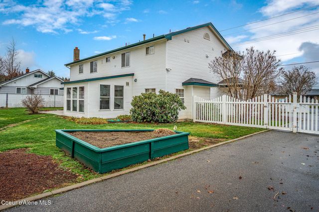 3683 E Mullan Ave., Post Falls, ID 83854