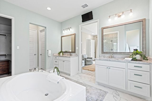 24314 Downhill Lie, San Antonio, TX 78261