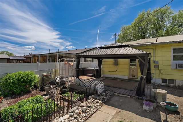 2547 Broadwater Ave, Billings, MT 59102