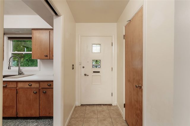2547 Broadwater Ave, Billings, MT 59102