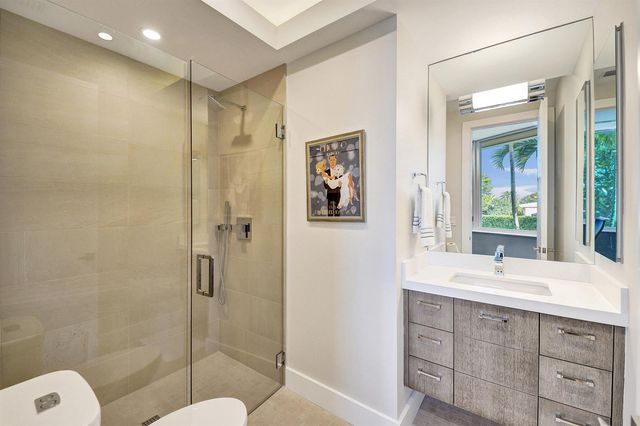 2718 NE 17th Street, Fort Lauderdale, FL 33305