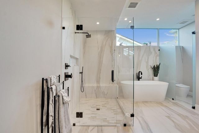 2718 NE 17th Street, Fort Lauderdale, FL 33305