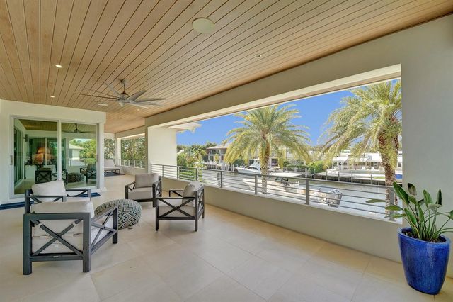 2718 NE 17th Street, Fort Lauderdale, FL 33305