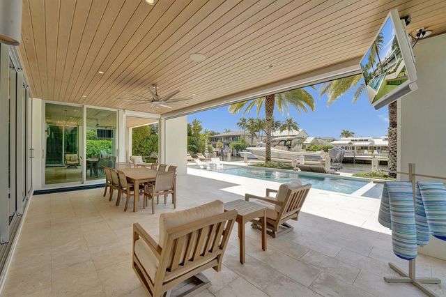 2718 NE 17th Street, Fort Lauderdale, FL 33305