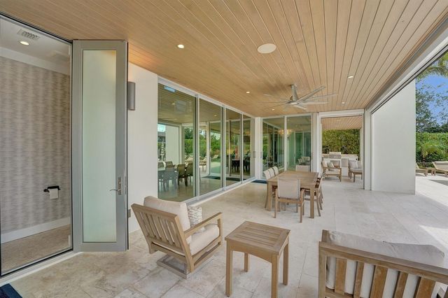 2718 NE 17th Street, Fort Lauderdale, FL 33305