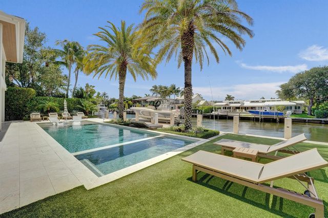 2718 NE 17th Street, Fort Lauderdale, FL 33305