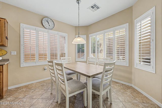 377 W Calle Sedillo, Sahuarita, AZ 85629