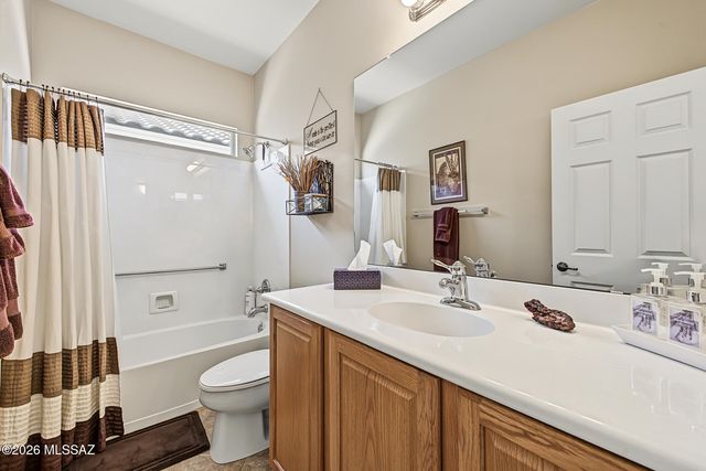 377 W Calle Sedillo, Sahuarita, AZ 85629