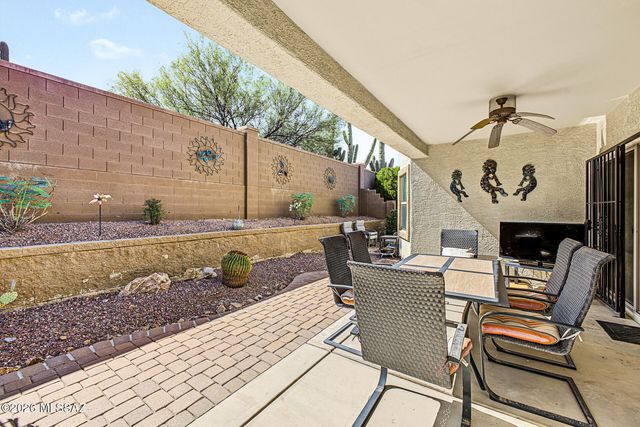 377 W Calle Sedillo, Sahuarita, AZ 85629