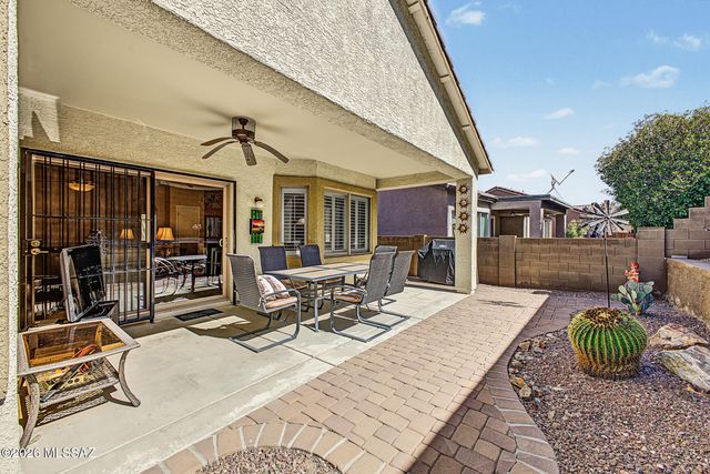 377 W Calle Sedillo, Sahuarita, AZ 85629