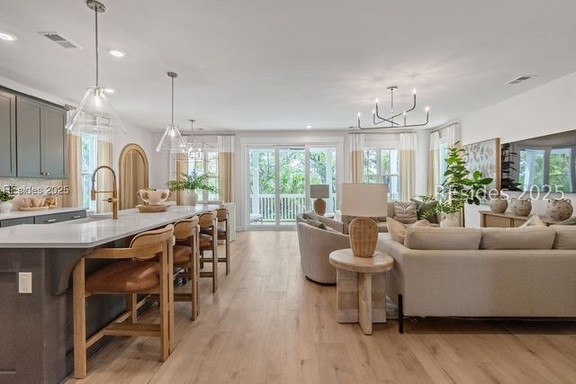 101 Heartleaf Rd, Hilton Head Island, SC 29926