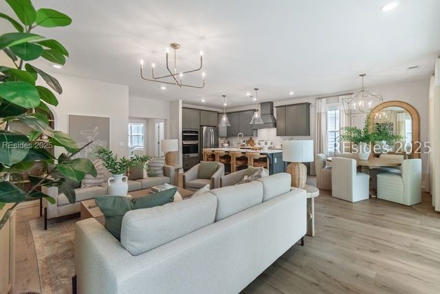 101 Heartleaf Rd, Hilton Head Island, SC 29926