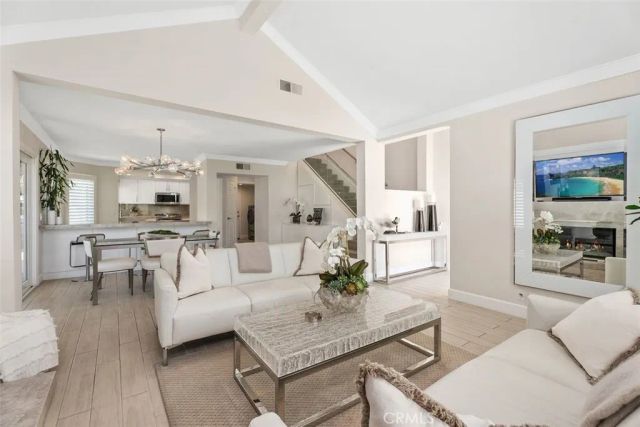 43 Gannet Lane, Newport Beach, CA 92660